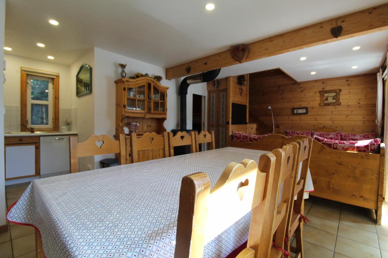 Charming 4-Bed Chalet, Mountain Views, Double Garage, Ev Point Villa Flaine Exterior photo